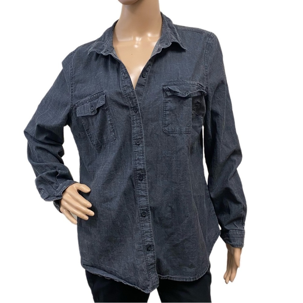 OLD Navy Size L long sleeve button up shirt